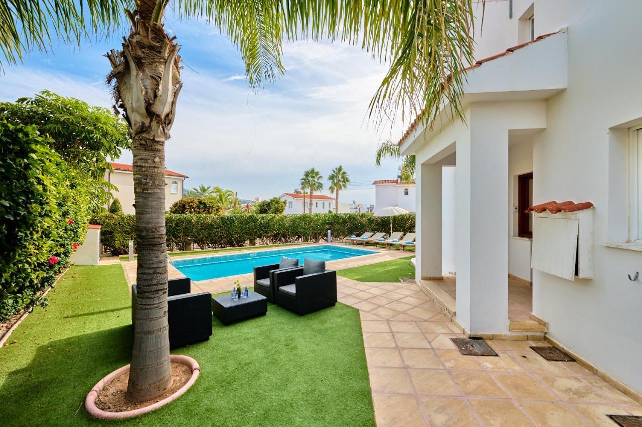 Villa Haven By Ezoria Villas Coral Bay Bagian luar foto