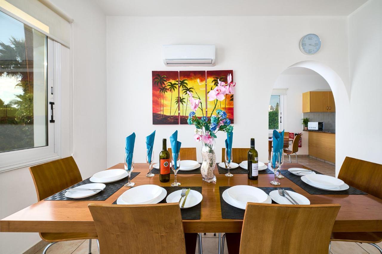 Villa Haven By Ezoria Villas Coral Bay Bagian luar foto