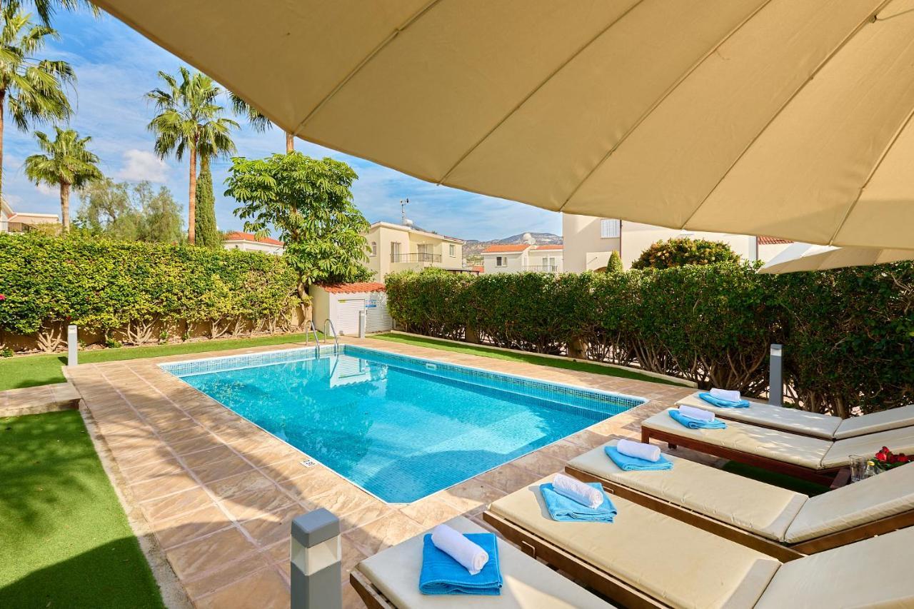 Villa Haven By Ezoria Villas Coral Bay Bagian luar foto