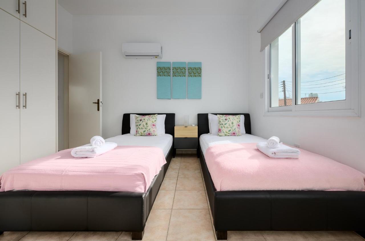 Villa Haven By Ezoria Villas Coral Bay Bagian luar foto