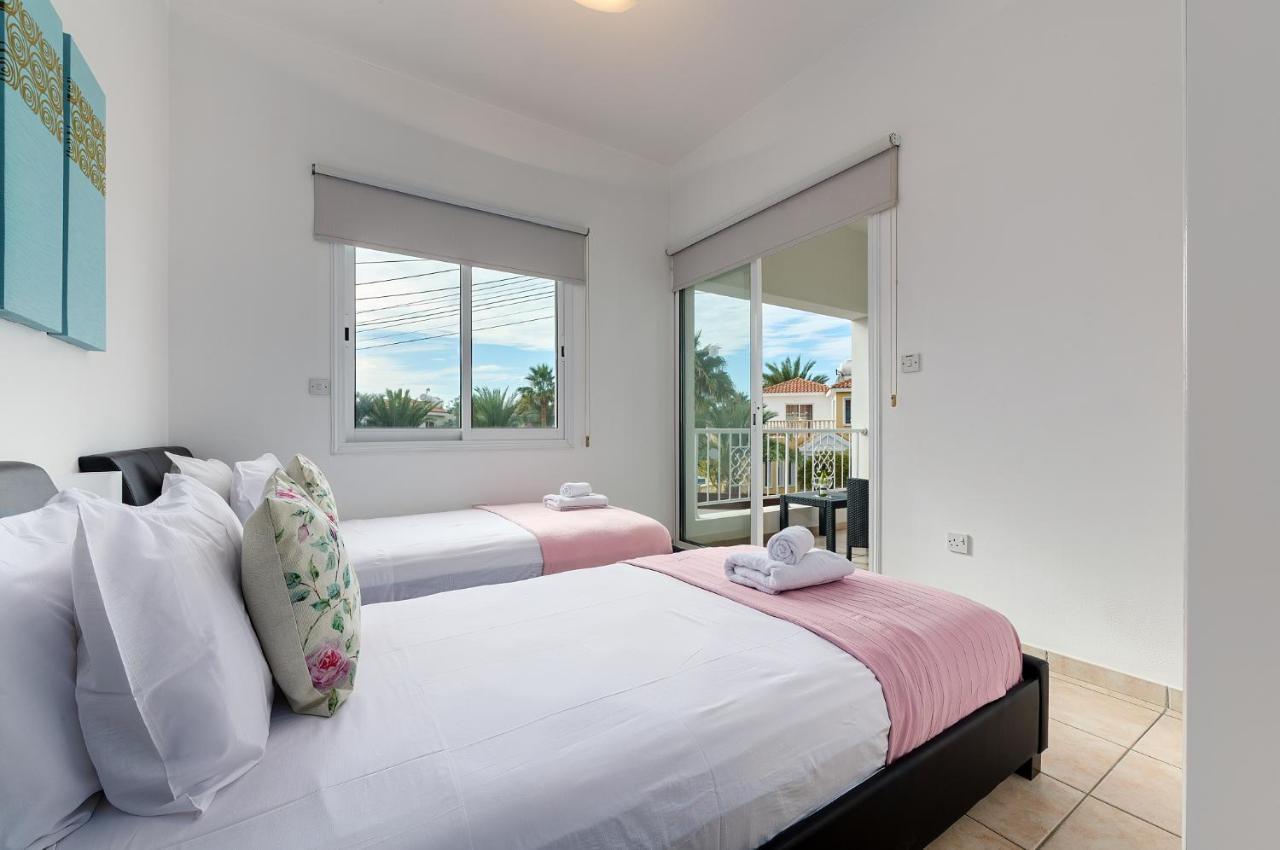 Villa Haven By Ezoria Villas Coral Bay Bagian luar foto