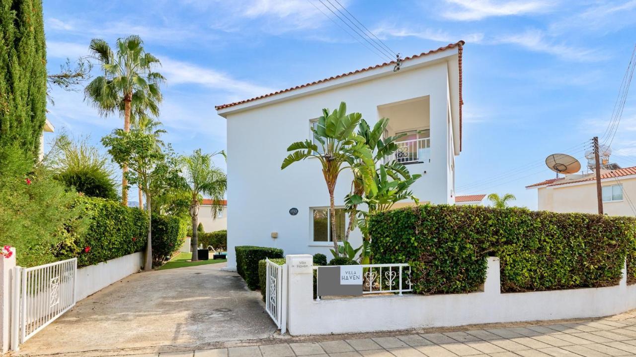 Villa Haven By Ezoria Villas Coral Bay Bagian luar foto